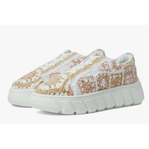 EUC Free People | Catch Me If You Can Sneaker Blush Combo Size 36/5.5-6 $138